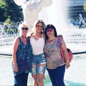 Meet your Posher, Danielle